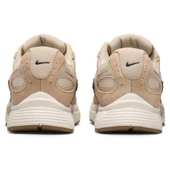 Nike V5 RNR Suede